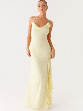 Elegant Pale Yellow Slip Maxi Dress with Floral Accent